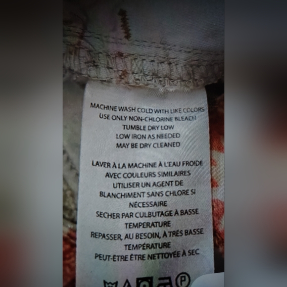 Anthropologie PILCRO The Wanderer Cut Off Denim Patchwork Shorts Women's Sz 26 - Picture 4 of 4